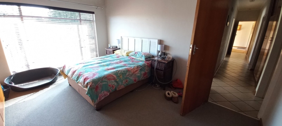 5 Bedroom Property for Sale in Panorama Free State